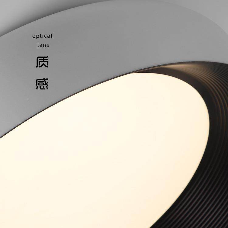 约中山HTV灯具全光谱意式极简吸顶灯卧室房间现简代意黑色创过道