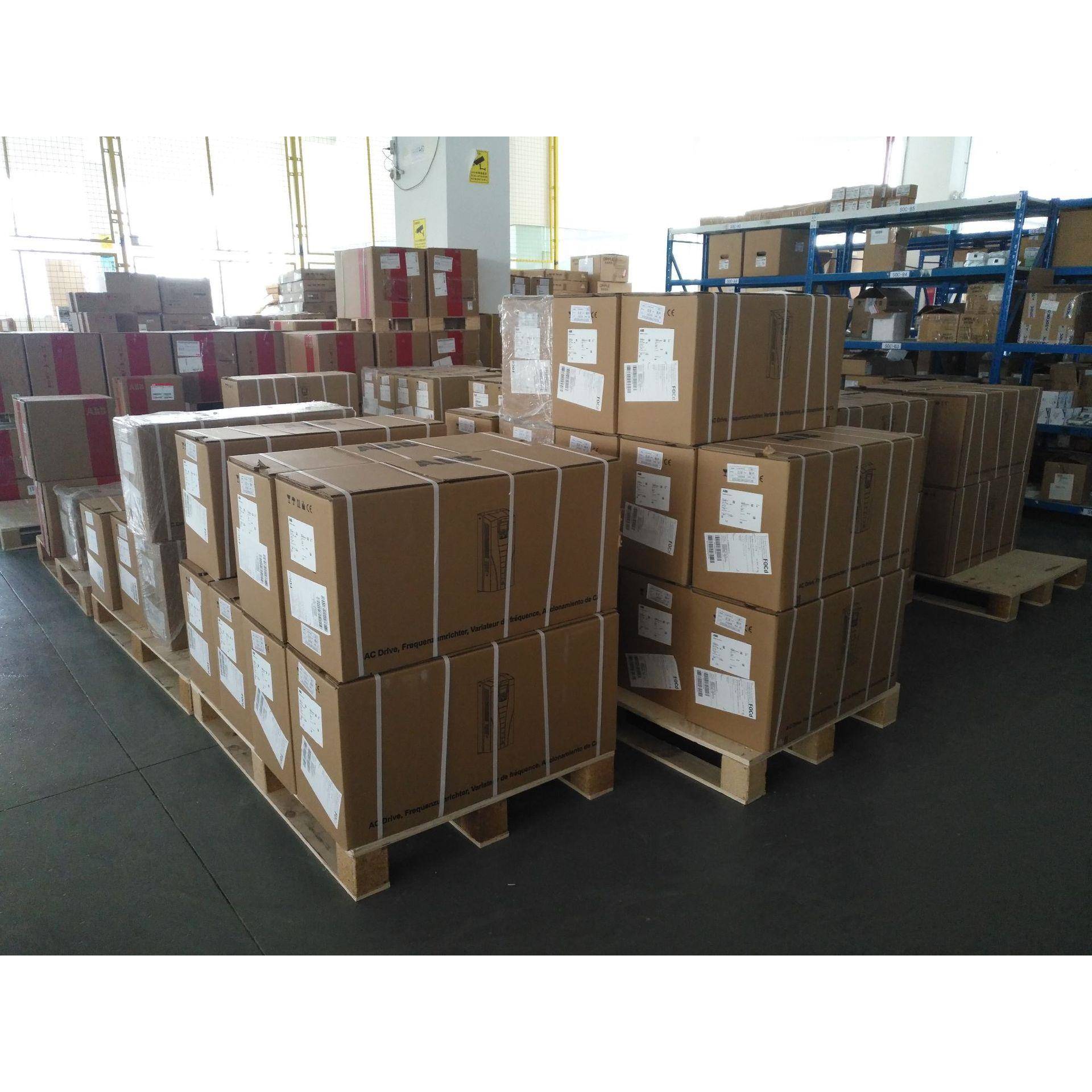 BB三极流线圈接A触器AX18-3-01-8TTY5*3080-40交0V50Hz/400-415V6