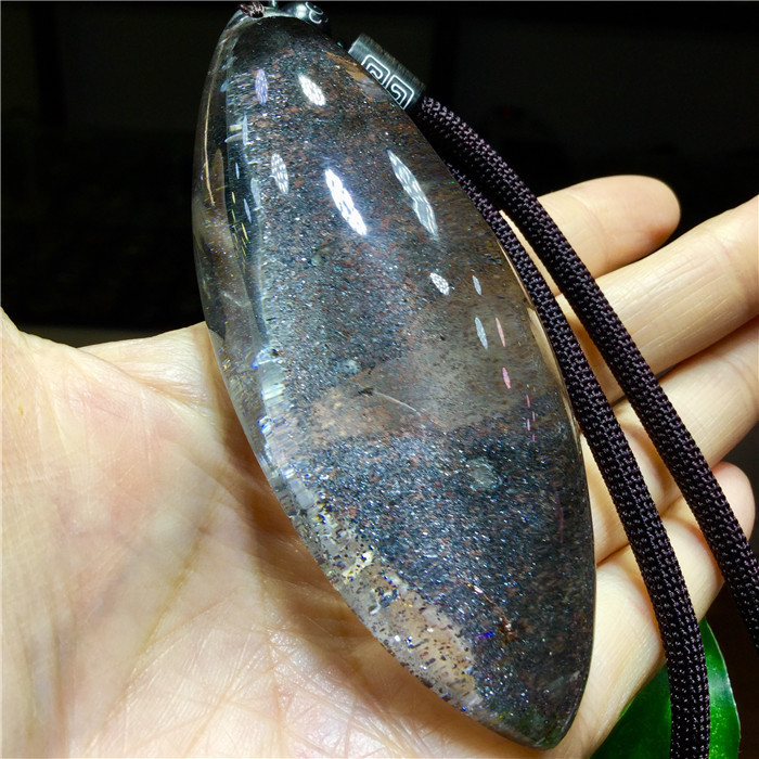 东海水晶天然巴西蓝幽灵蓝云母片聚宝盆手把件,把玩件