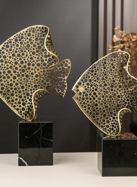 高级感大理石招财鱼摆件酒店办公室电视柜玄关酒柜装饰金属工艺品