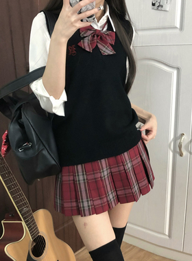 藤原中/原创jk背心马甲V领刺绣春秋学院风校供jk制服格裙毛衣套装