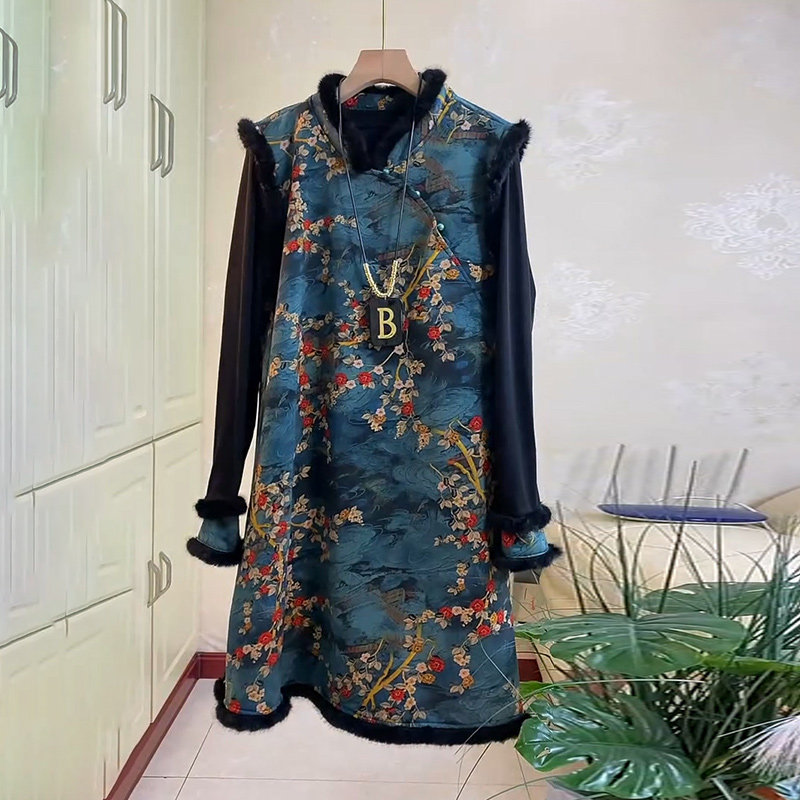 胖妹妹2023秋冬新款大码套装新中式国风两件套盘扣显瘦马甲打底裙