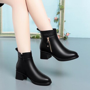 红青蜓妈妈鞋子春秋单靴子冬季z新款加绒皮鞋粗跟软底棉鞋中老年