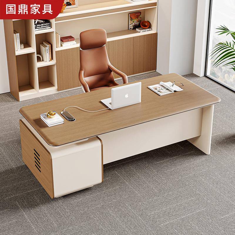 广东简约现代设计师款极简总经理主管办公桌椅组合老板办公桌