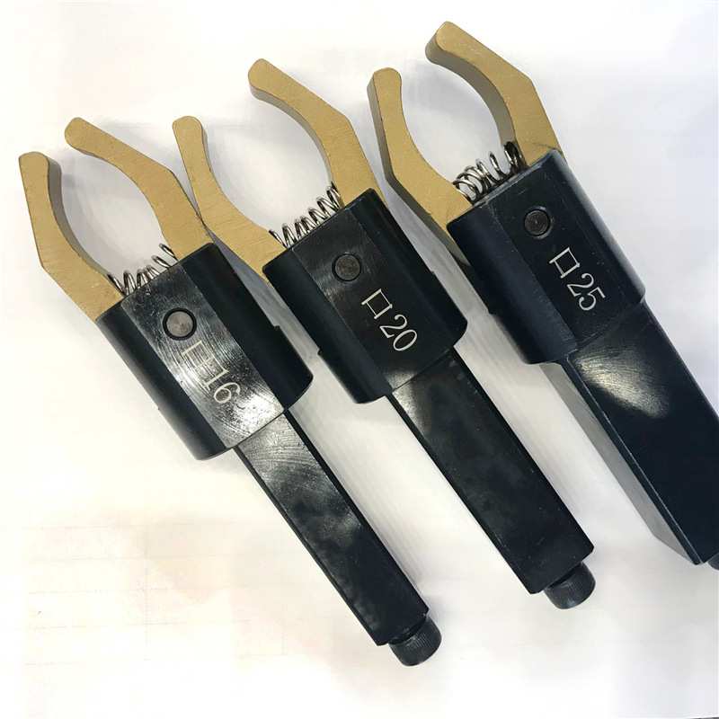 CNC数控车床拉料器 自动送料拔料器夹料爪 圆柄方柄 拉爪 拉料器