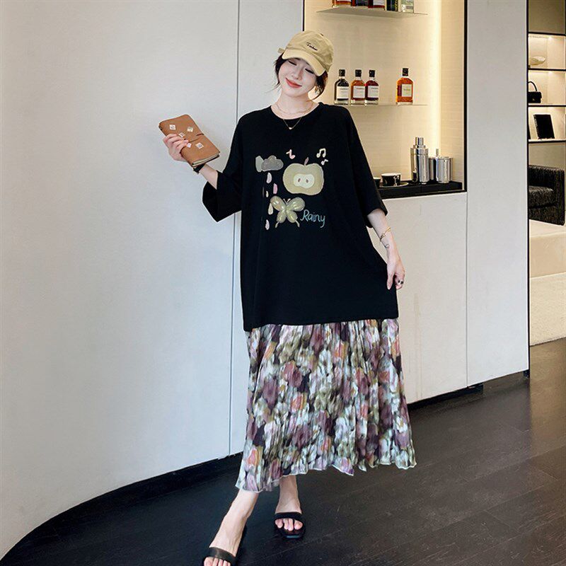 大码宽松拼接压皱印染碎花裙2025夏季新款胖mm显瘦遮肉短袖连衣裙