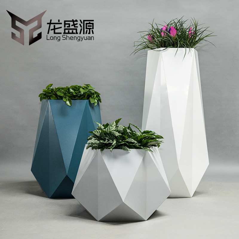 简约现代玻璃钢花盆商场酒店菱形折纸落地大花器户外广场美陈摆件