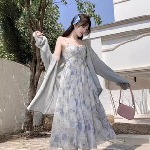 在逃公主长裙女大码胖mm温柔风高腰荷叶边晕染闪片印花吊带连衣裙
