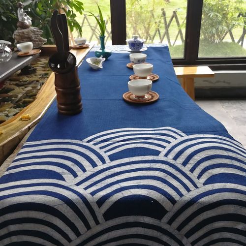 贵州蜡染桌旗茶旗定制文创民族中国分式棉植物蓝染手工茶席抱枕