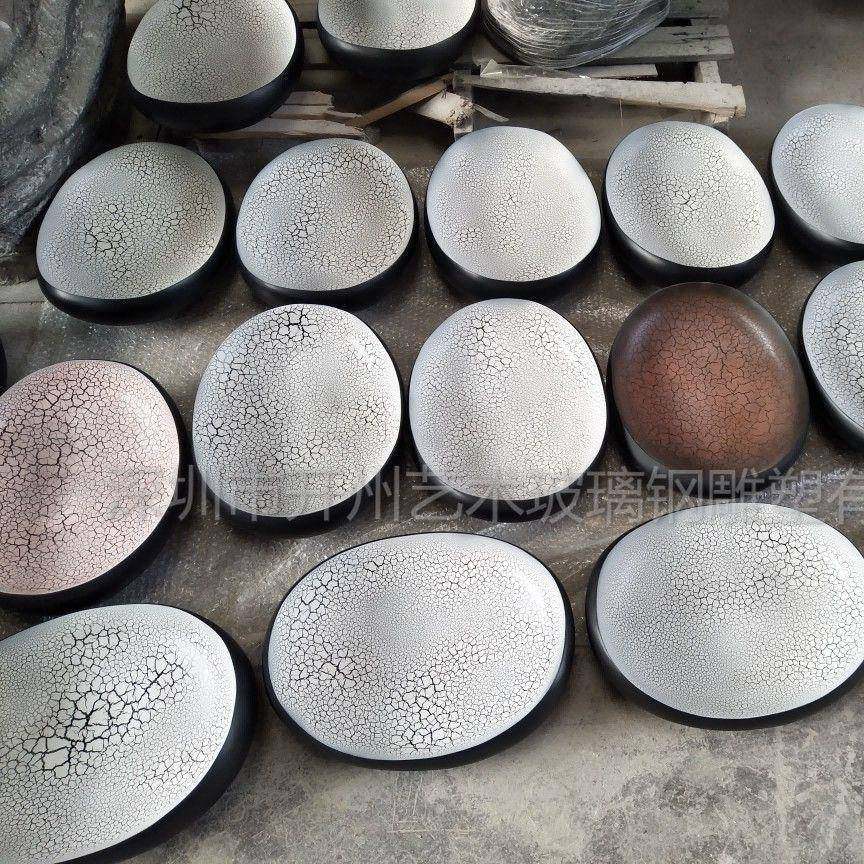 开州艺术雕塑现货供应玻璃钢家居摆件仿裂纹玻璃钢售楼部大堂壁饰