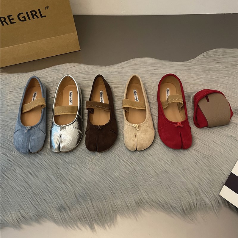 平底一字带单鞋女法式复古晚风软底浅G口羊蹄瓢鞋设计感分趾猪蹄