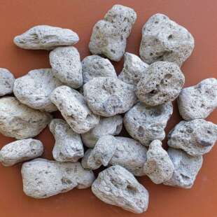 轻石厂家供应 轻石浮石微景观轻石 花盆垫底石 园艺浮石 多种规格