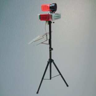 太阳能语音播报警示灯微波声光一体防闯入预警提示led信号爆闪