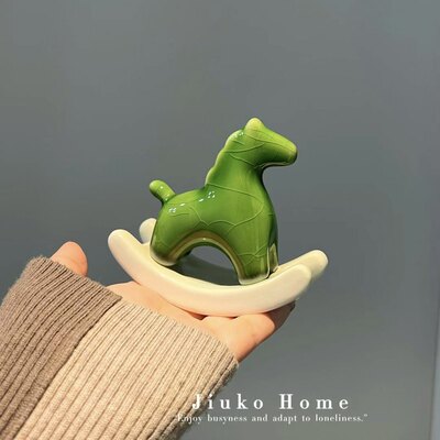 马年冰裂纹摇摇马摆件创意吉祥物玄关陶瓷装饰品家居工艺品送朋友
