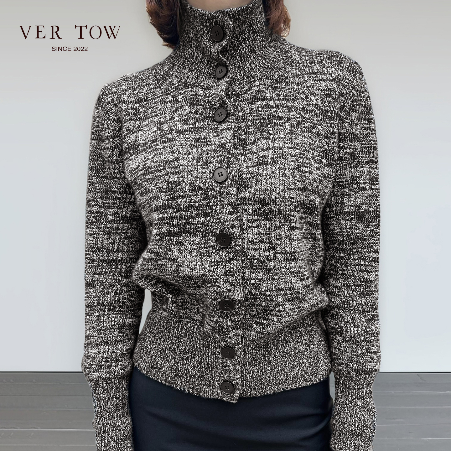 VERTOW黑白羊绒花纱半高领开衫