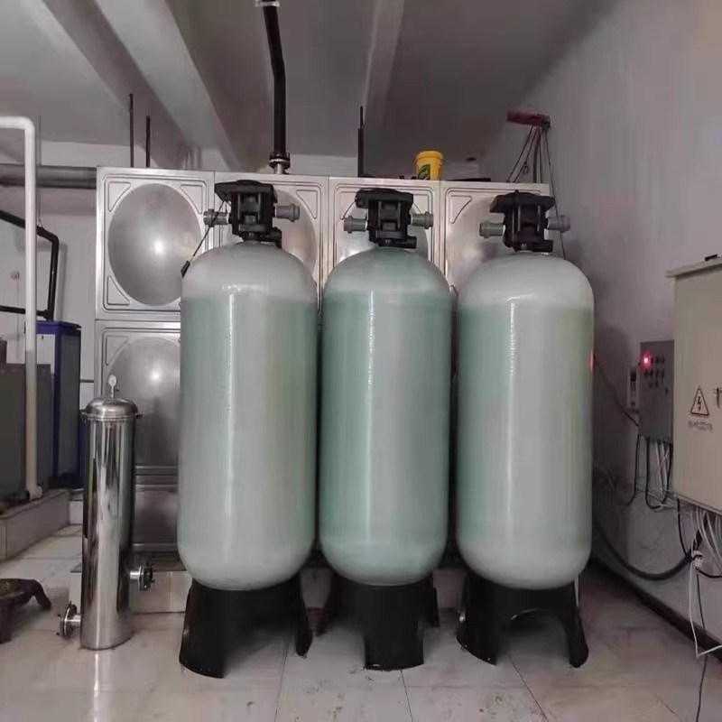 石英砂活性炭泥沙软化水自动过滤器不锈钢罐玻璃R钢罐工业家用处
