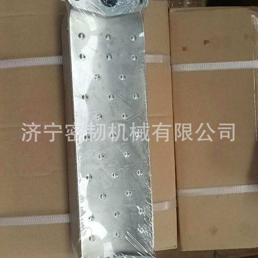 发动机配件6D125/6D140机油冷却器6252-62-2210