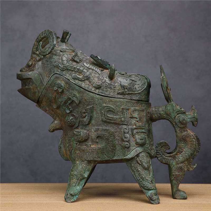 古青铜器洛阳酒厂博物馆古青铜器酒器酒具提梁卣罍觥盉斝彝莲鹤