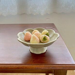 一家小店 独自美丽 景德镇粗陶 高脚花朵小食盘 茶点果盘小吃碟