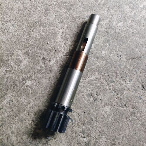 武汉汉口机床厂C6140HK/C6150HK车床配件齿轮轴Z12/M3 总长243