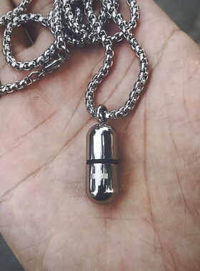 小众设计感可打开空心药丸吊坠男女个性时尚学生简约项链潮男饰品