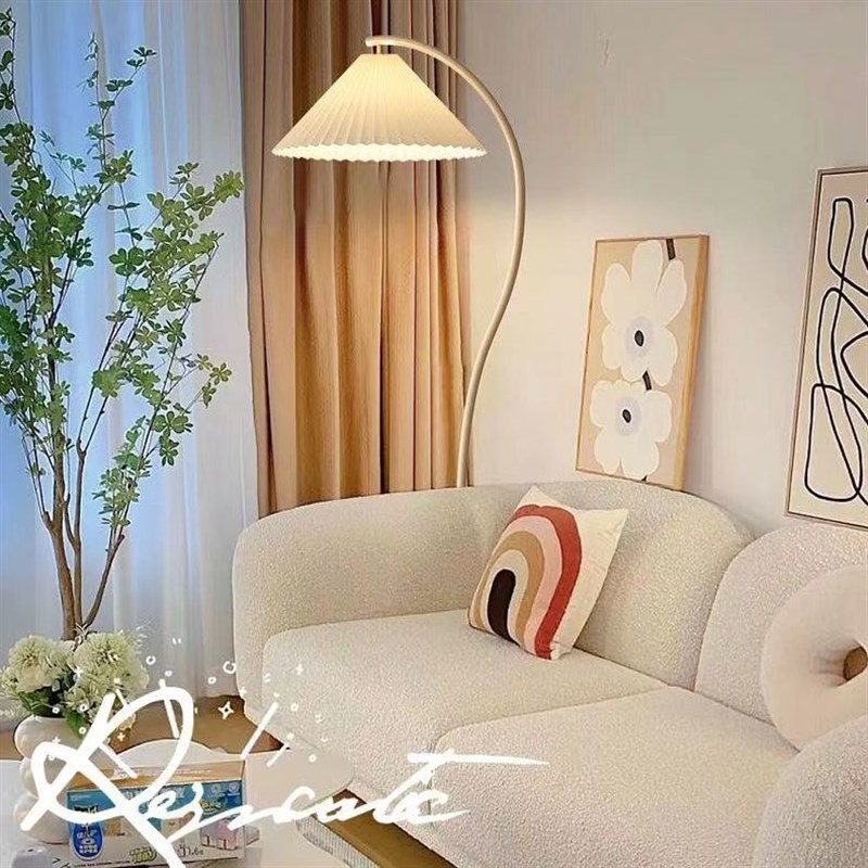 奶油风落地灯客厅沙发网红法式设计感卧室床头百S褶氛围灯立式台