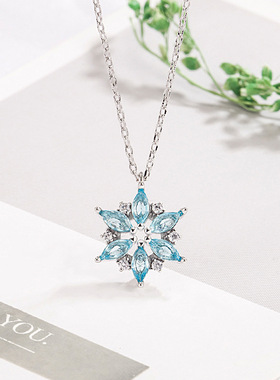 雪花冰晶清凉镶嵌简约四叶草项链