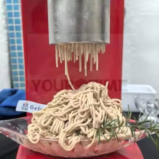 新款红色黄色白色网红商用意大利面条冰激凌机硬冰淇淋压面条机