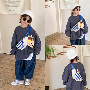 儿童胸包男童帅气韩版斜挎包u休闲女孩腰包2022中国男孩外出背包