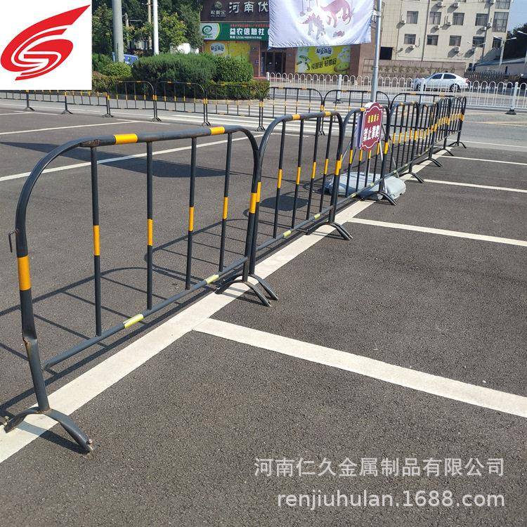 三门峡铁马防护栏移动围挡道路施工警示栏杆活动路障