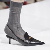 子女2022年新款 女气质后空单鞋 春季 鞋 t法式 尖头中跟鞋 包头凉鞋 真