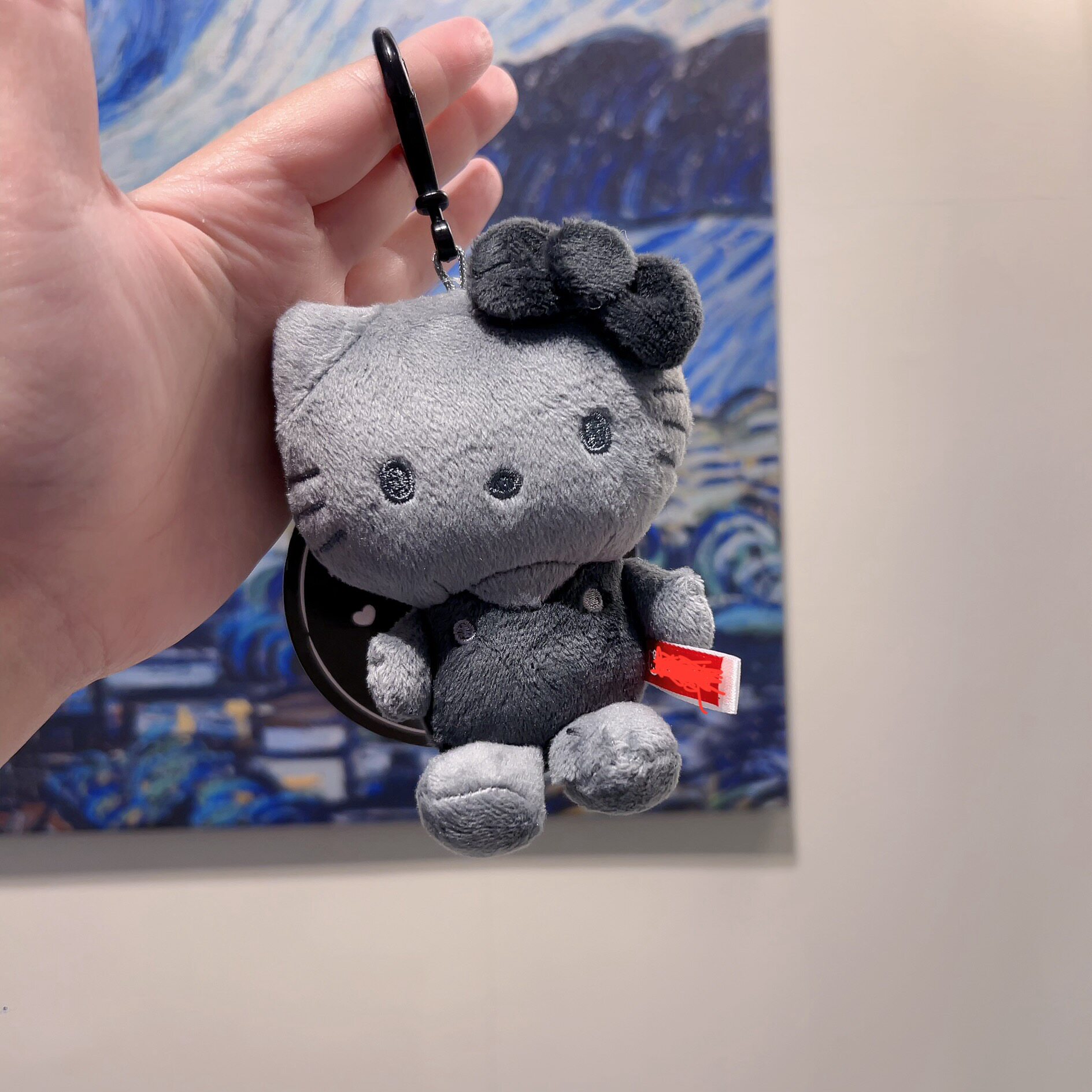 美版高级水泥灰kitty猫包挂件炭黑哈喽kt毛绒公仔玩偶挂饰礼物