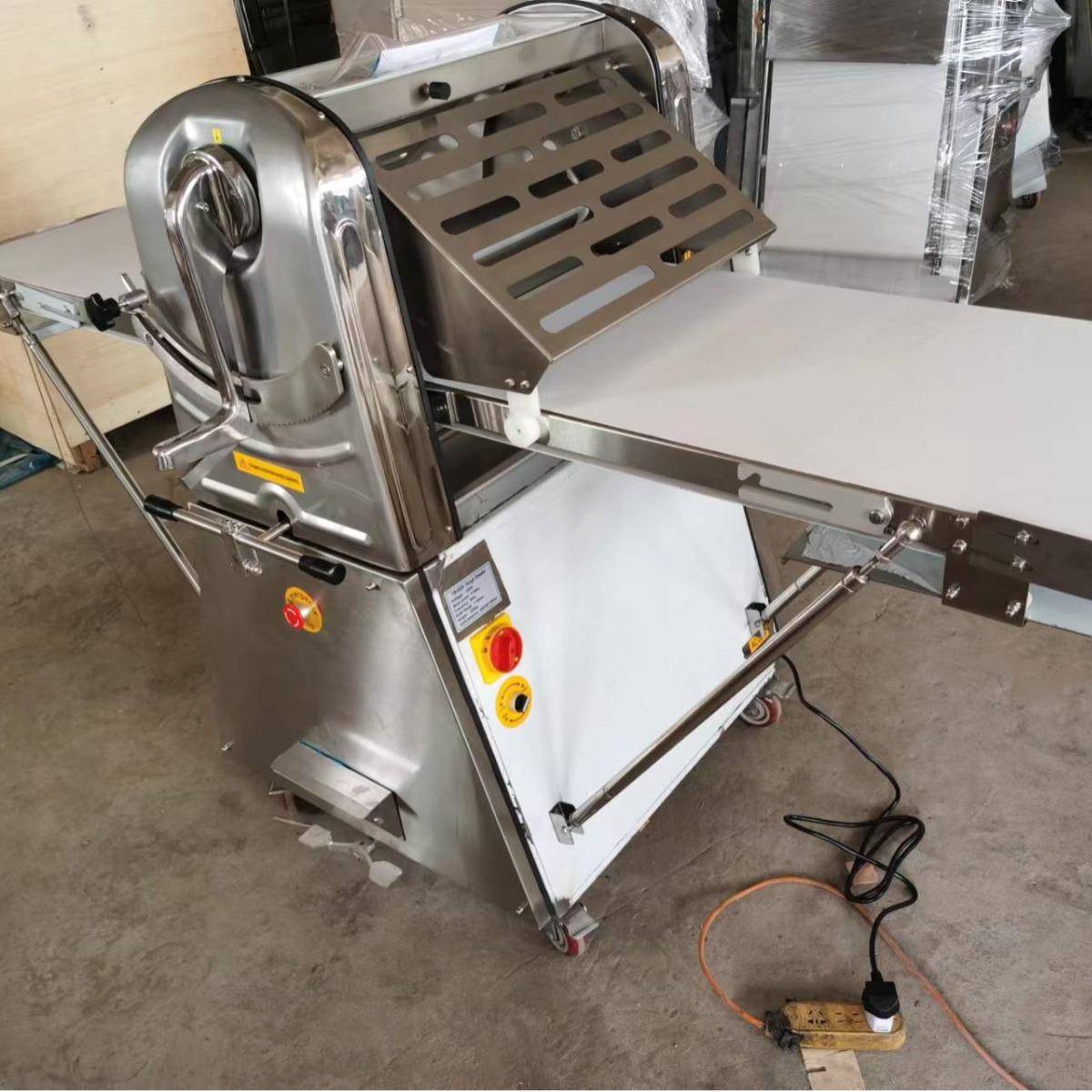 工厂直销立式起酥机月饼皮起酥机蛋挞皮开酥机丹麦面包机压面机