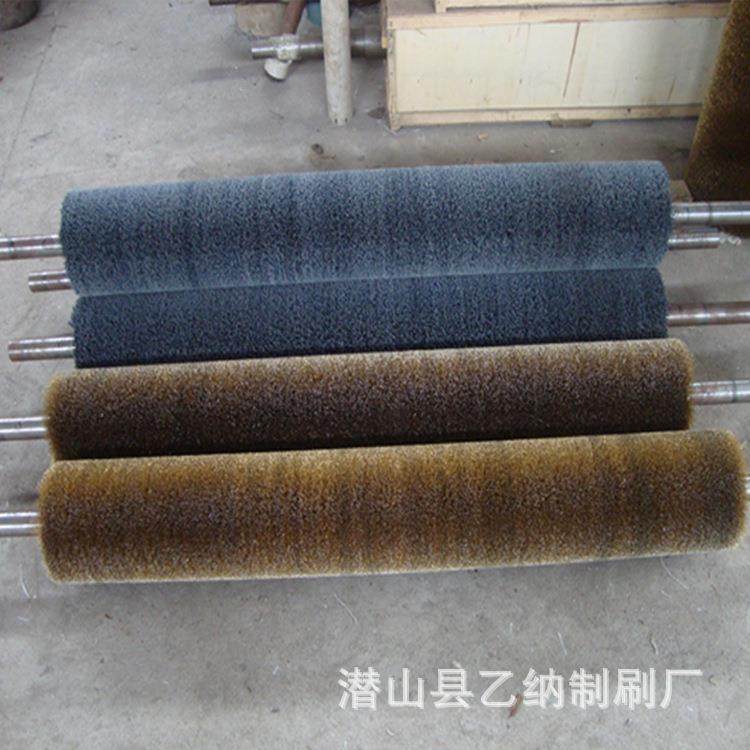 专业缠绕式钢丝刷辊金属抛光拉丝毛刷辊抛光除锈毛刷辊工业清洁