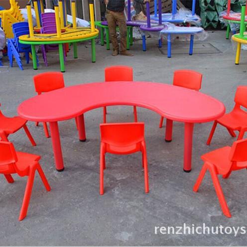 月亮桌月牙桌幼塑料扇形儿园童学习咨询客服课桌椅月亮桌椅幼儿儿