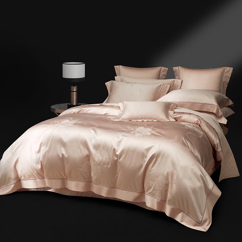 高端140S长绒棉贡缎提花床盖四件套四季通用夹棉高端婚庆床上用品