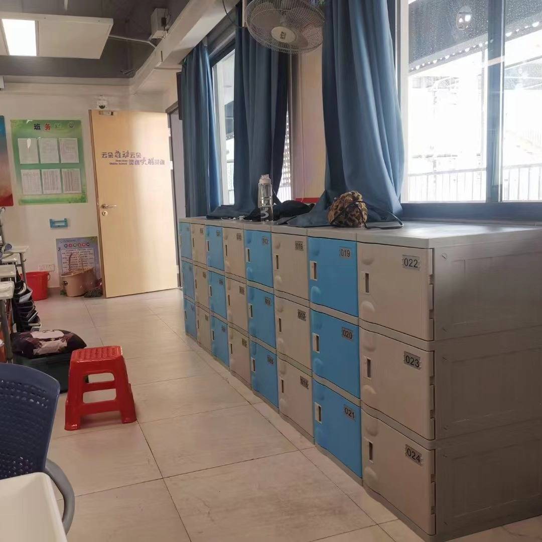 学校墙角走廊储物柜环保塑料储物柜幼儿园防撞安全储物柜书包柜