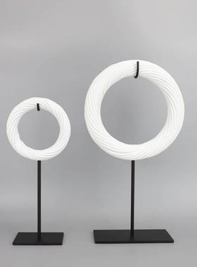 新中式创意绞丝圆环树脂摆件样板房家居玄关客厅软装饰品桌面摆设