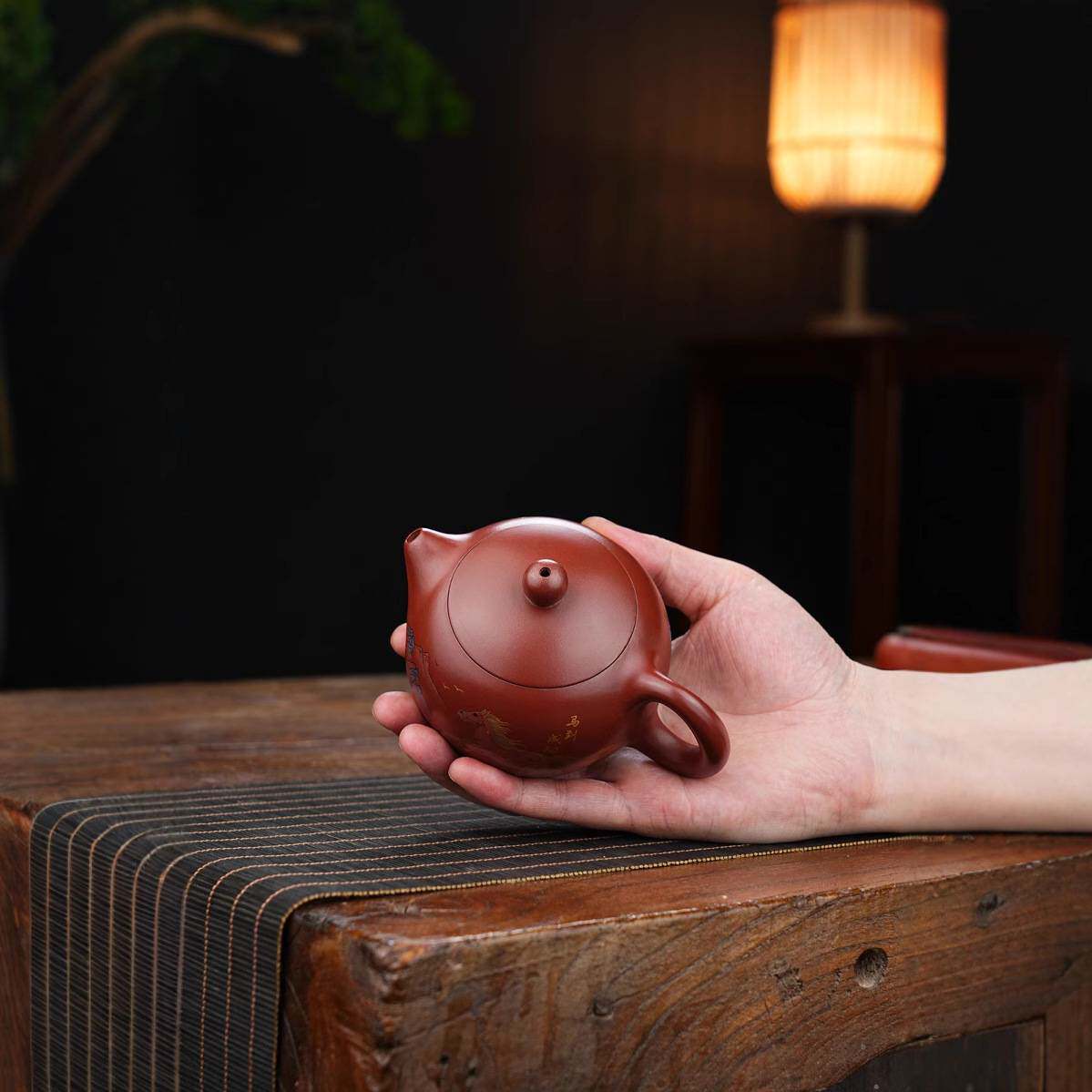 全纯手工紫砂壶正宗宜兴龙血砂刻绘西施壶家用泡茶壶茶具马到成功