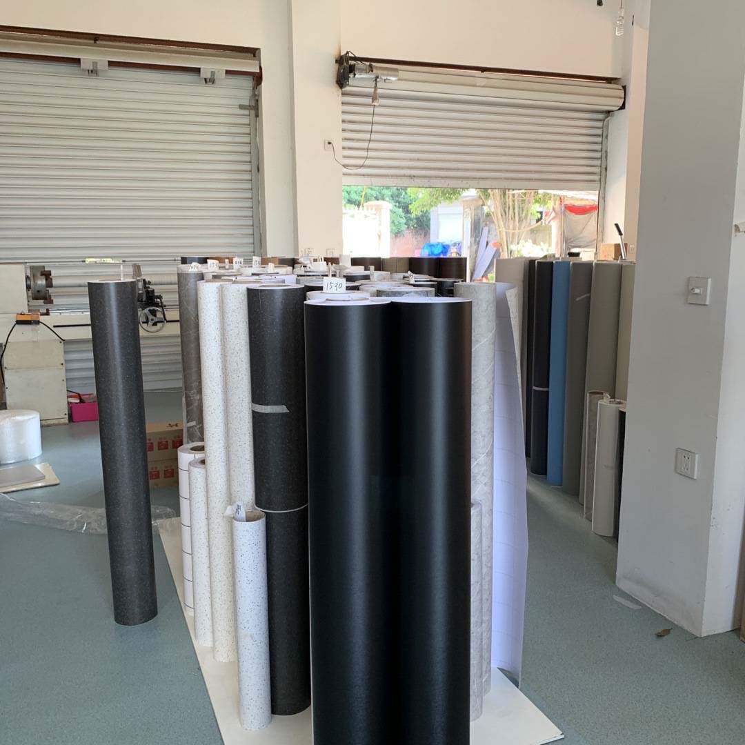黑色拉丝装饰贴膜自粘墙纸壁纸展柜翻新贴纸波音软片