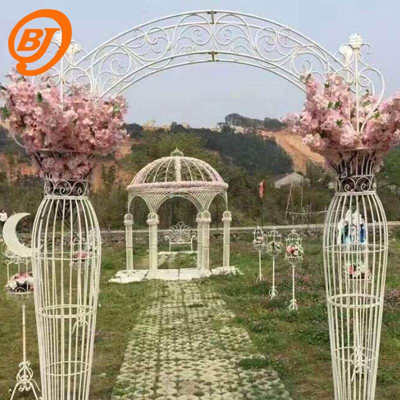 百界欧式婚庆铁艺拱门架子婚礼入场白色花门拍摄道具摆件花园拱门