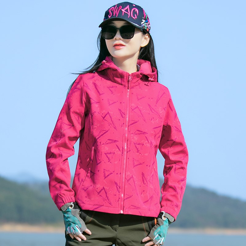 春秋款软壳衣女户外防风保暖复合绒冲锋衣单外套防水加绒运动夹克