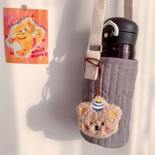 INS派对小熊姓名牌挂件毛绒包包可爱儿童书包钥匙防丢公仔胸针