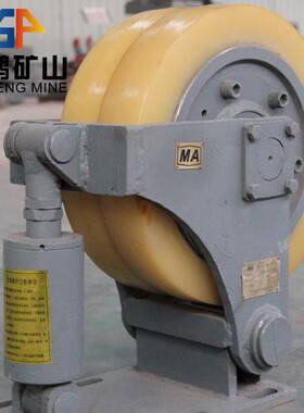 LS30双轮滚轮罐耳 矿用聚氨酯胶轮 森鹏矿用缓冲式滚轮罐耳厂家