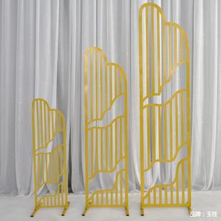 欧婚庆具雕刻TKN式铁艺屏风路引海誓山盟中式复古婚礼装背景道饰