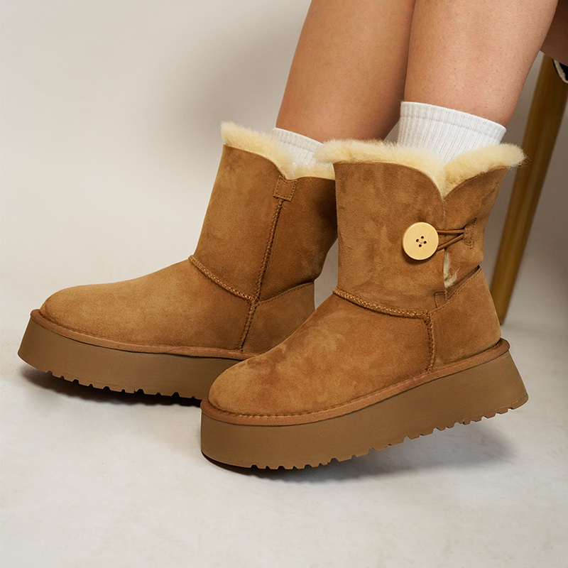 【防滑厚底5803】桑坡羊皮毛一体雪地靴中筒木扣时尚