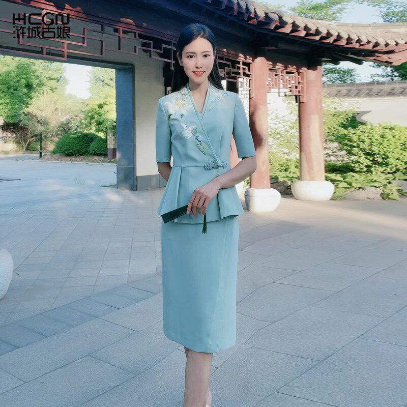 女夏民族风商务套装西服套裙精致刺绣收腰简洁大气