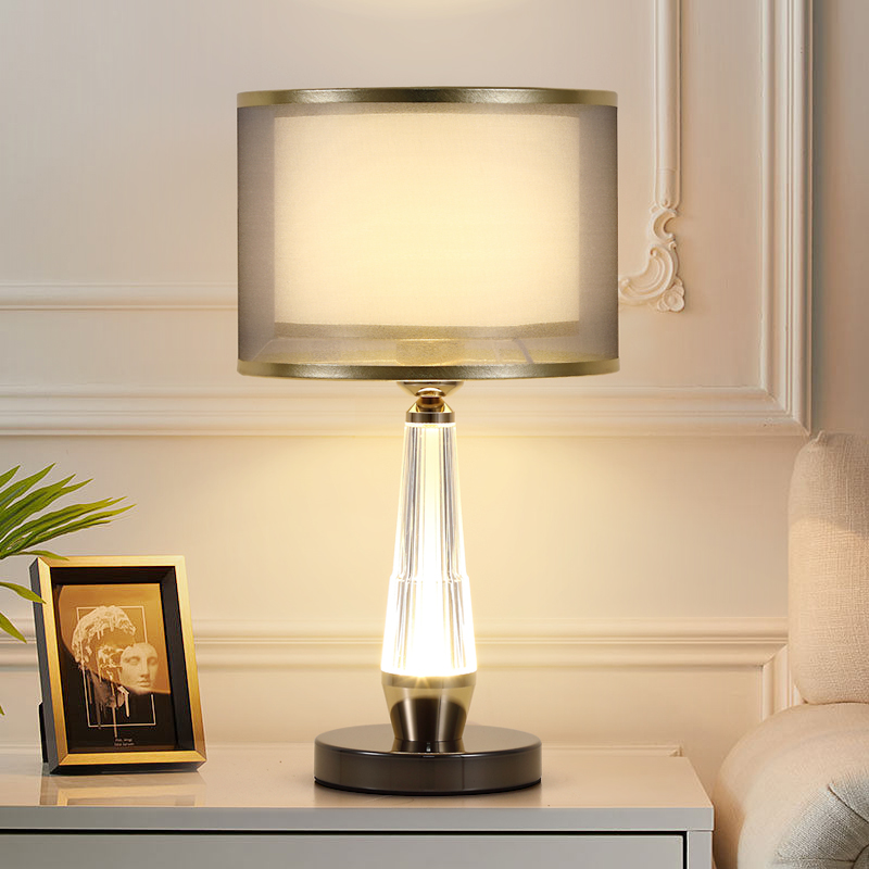 现代简约台灯床头灯卧室床头主卧轻奢新款高级感美式创意装饰灯具