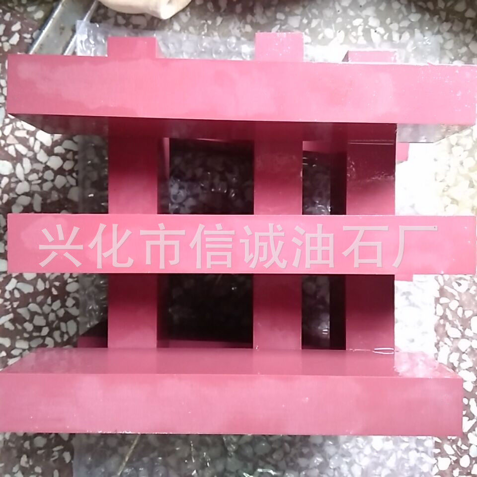 厂家直销高密度耐磨红宝石油石天然油石200*50*25各种规格均有！