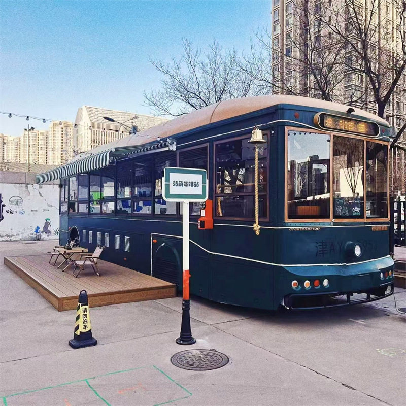 一比一商业街欧式电车模型影楼道具景区静动态铁皮有轨铁艺